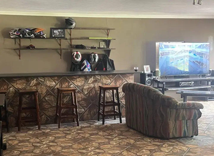 4 Bedroom Property for Sale in Roosheuwel North West